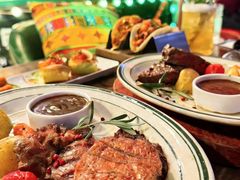 -Famous肥猫墨西哥音乐餐吧(五棵松华熙LIVE店)