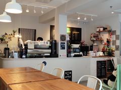-红小姐咖啡馆(西津渡店)