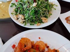 -鸿亨泰杂鱼馆(港馨家园店)