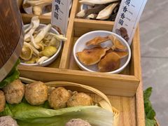 -阿婆情腊排骨火锅(金虹路店)