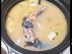 -土砂锅生态山庄·非遗砂锅雅鱼