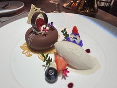 主厨甄选甜品拼盘-Primotable高桌牛排馆(外滩店)