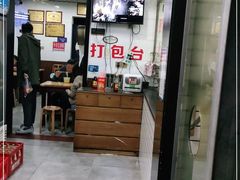 -覃肥叔桂林米粉(粮道街店)