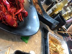 -沪小胖小龙虾(淮海中路旗舰店)