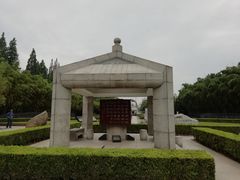 -上海市龙华烈士陵园