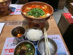 -成都你六姐·牛肉冒菜(信泰中心商场店)