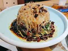 -锅老头海鲜铁锅炖