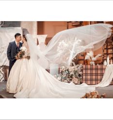 -欣薇婚纱(新源乐汇城店)