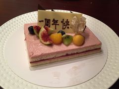 -香格里拉鱼跃地中海西餐厅·牛排披萨