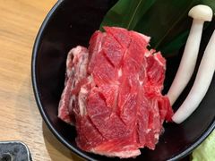 -青瓦炭韩潮烤肉(花园道店)