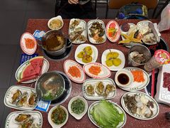 -四囍码头海鲜烧烤自助火锅(外滩南京东路悦荟广场店)