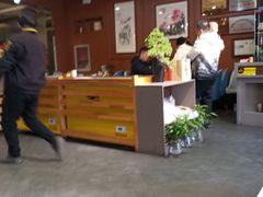 -高玛纳驴肉火烧(一世界店)