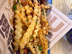 -魔都三兄弟酸辣粉·蘸卤炸串(虹桥万科店)