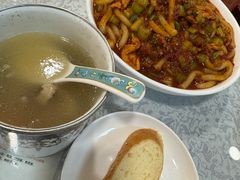 -汗腾格里·风味餐厅(新疆驻京办店)