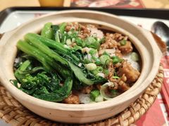 -华记煲仔华·煲仔饭(市桥易发店)