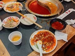 -沸炉重庆老火锅(军事博物馆店)