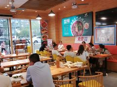 -伊麦佳兰州牛肉面清真美食店