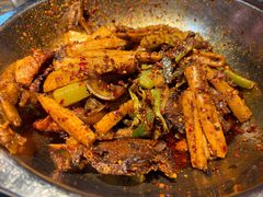 -嘎嘎鸭下巴·爆辣干锅(明教寺店)