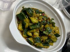 -三头牛·潮汕牛肉生蚝火锅 (夏湾店)