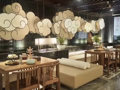 -新盈光·云会所(百丈东路店)