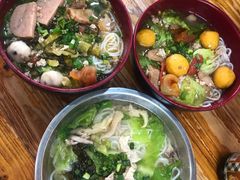 -周记蟹仔粉(侨港风情街店)
