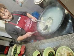 -张阿三馄饨店