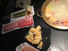 -怡品川宇火锅(宝立方店)