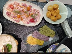 -得意咚瓜·顺德鱼生·冬瓜火锅(深圳首店)