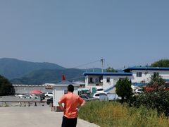 -鬼笑石后山停车场
