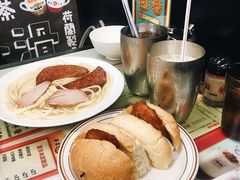 特色猪扒包-华星冰室(湾仔店)