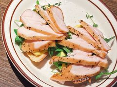 低温慢烤罗勒鸡胸肉tapas-ZAFFERANO西班牙海鲜饭(上海首店)