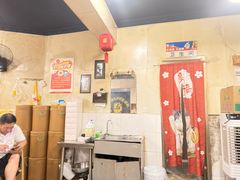 -鸿顺老铁锅美蛙鱼府(解放碑店)