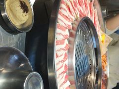 -哈哈碳都·牛肋条无限自助烤肉(宝龙店)