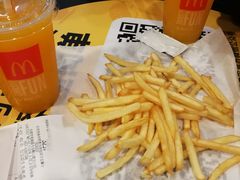 -麦当劳(长江西路得来速店)