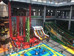 -蒙特利亲子乐园