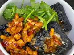 -黑色经典臭豆腐·湖南特产(步行街店)