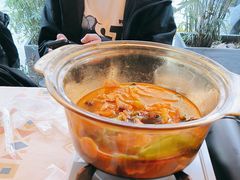 -满格嗦新疆椒麻鸡火锅.炒米粉(川大江安校区店)