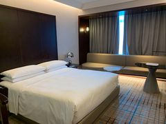 -上海龙之梦万丽酒店