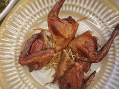 脆皮花椒烤乳鸽-听香·678茶铺(猛追湾店)