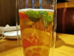 缤纷水果四季春-MR.ROCKY洛奇先生RESTAURANT&BAR(宝安壹方城店)