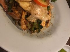 越式盐焗麻油鸡-大头虾越式风味餐厅(光明广场店)