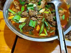 -临江餐馆二楼美食部落