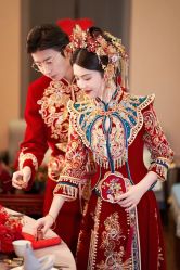 -莫小姐婚纱