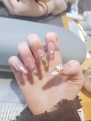 -UGIRL有个美甲