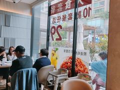 大堂-必胜客(瑞虹店)