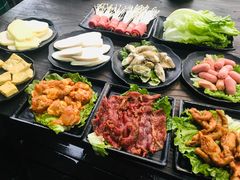-冰冰龙虾·江湖菜·花园江景餐厅