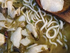 -周鱼小馆石锅酸菜鱼(活力汇店)