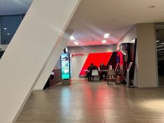 -上海永达奥诚奥迪4S店(申江路店)