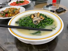 上汤辣椒叶-蚝专家(北滘店)