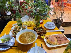 -老何太太鹤岗小串·团建聚餐(龙华店)